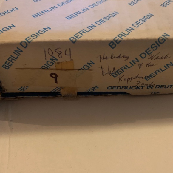 Berlin Design fine china collectors plate German Beautiful - Picture 6 of 6